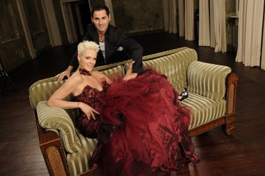 BrigitteNielsen_T1821Roba.jpg
