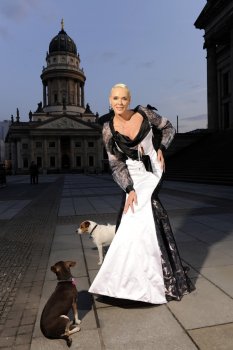 BrigitteNielsen_T2024Roba.JPG